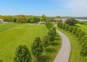 4560 Gravelly Hills Road, Louisville, TN 37777 presented by Troy Stavros