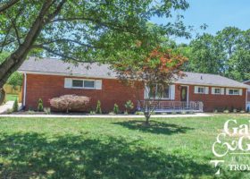 7900 Livingston Drive, Knoxville, TN 37909 West Hills home for sale