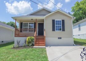 5013 Tenwood Drive, Knoxville ,TN 37921
